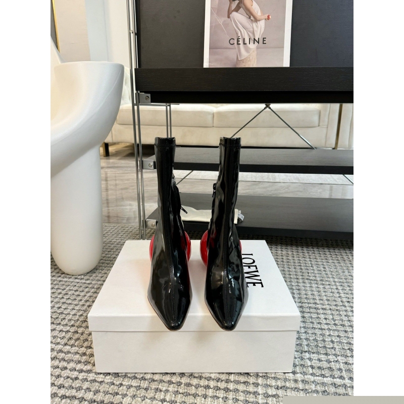 l*ew* boots